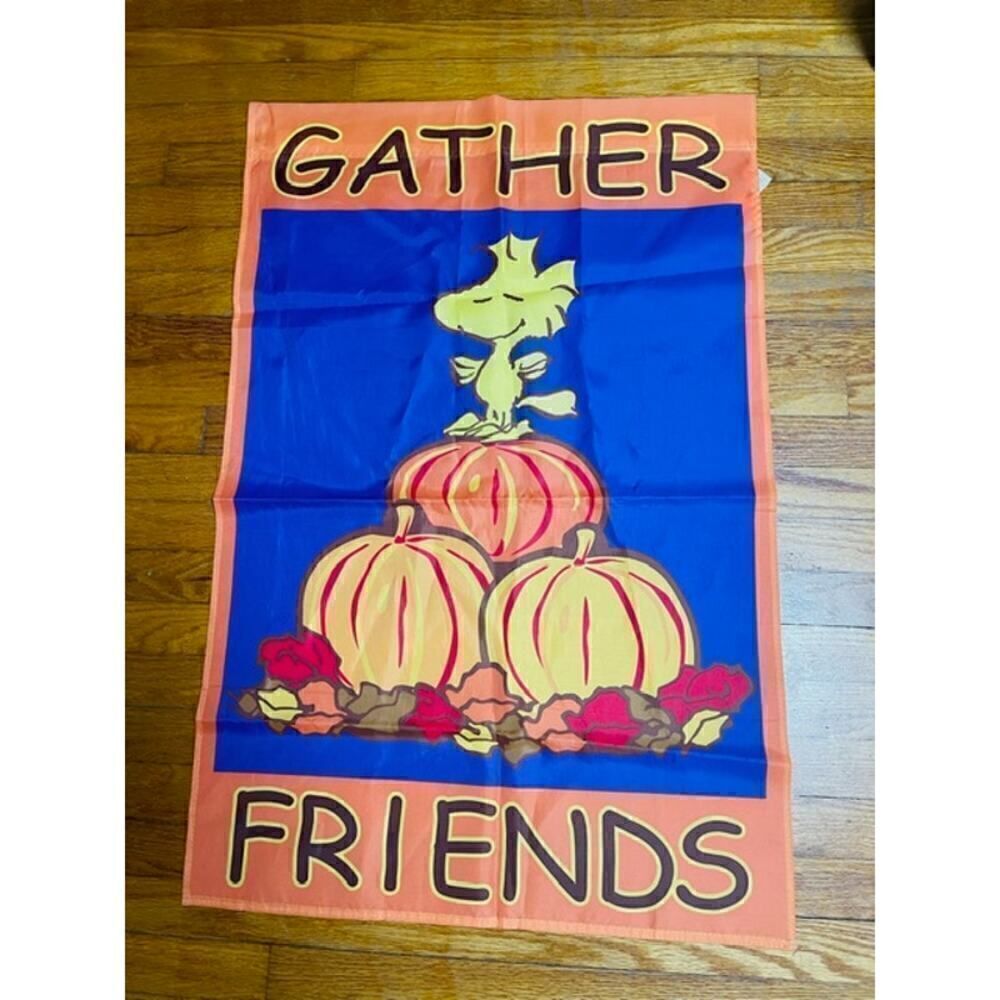 VINTAGE~Peanuts~Woodstock "GATHER FRIENDS" FALL Flag 25”X 38”